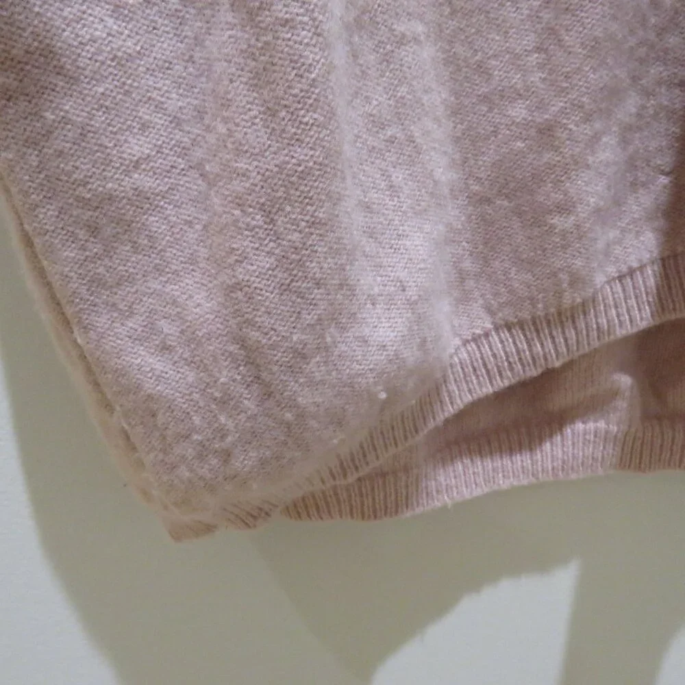 PAUL SMITH 100% Wool V Neck Sweater With Pockets in Light Pink Preppy Mod